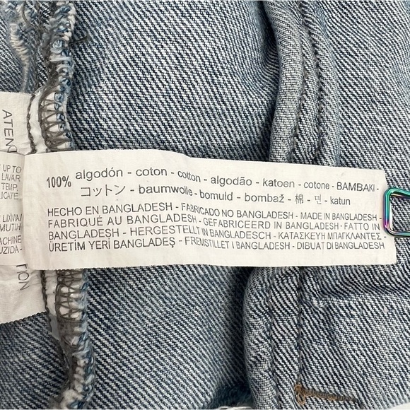 Zara Trafaluc Denimwear Distressed Jean Jacket Size M Women's - Picture 5 of 5